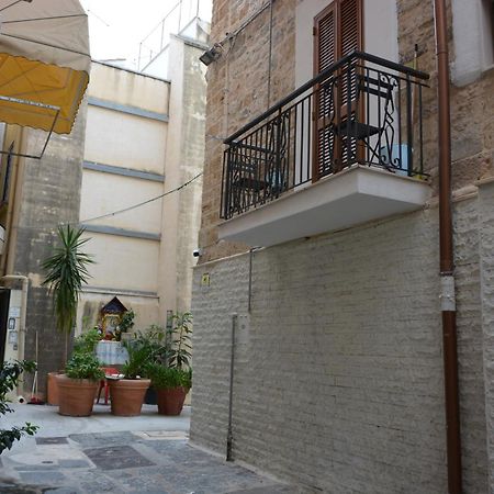Dimora Del Carmine Hotel Bari Buitenkant foto