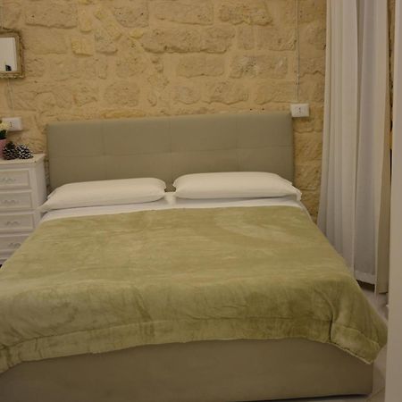 Dimora Del Carmine Hotel Bari Buitenkant foto