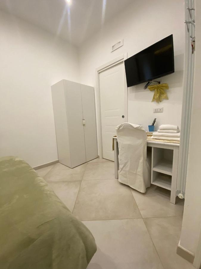 Dimora Del Carmine Hotel Bari Buitenkant foto
