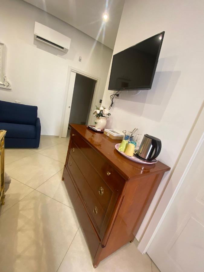 Dimora Del Carmine Hotel Bari Buitenkant foto